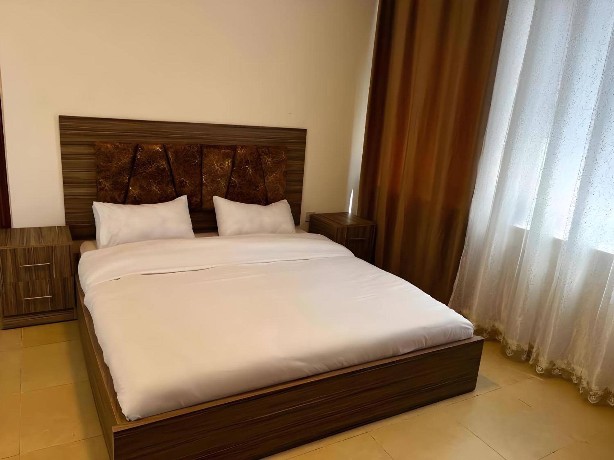 Rayan Hotel Apartments Amman Bagian luar foto