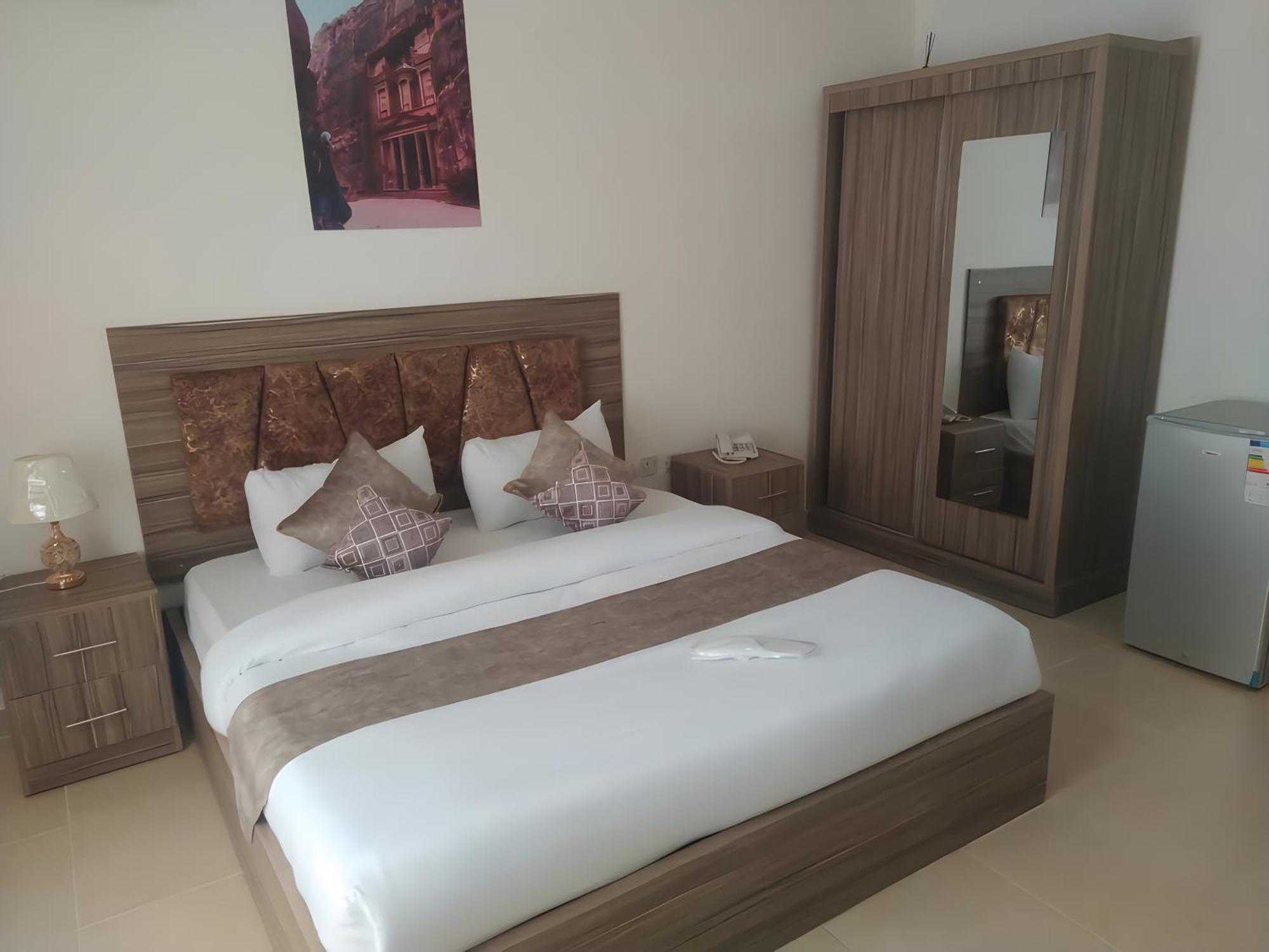 Rayan Hotel Apartments Amman Bagian luar foto