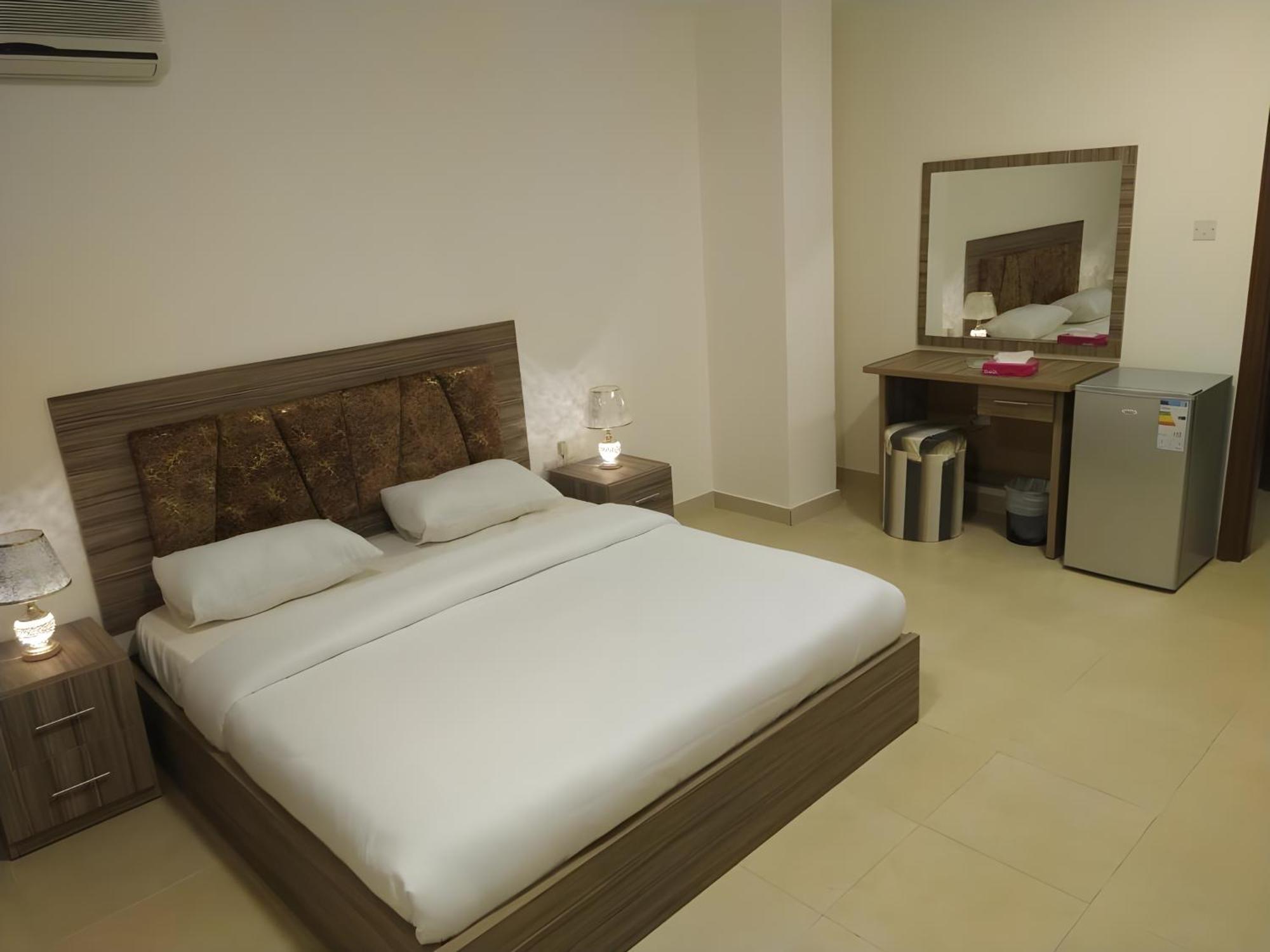 Rayan Hotel Apartments Amman Bagian luar foto